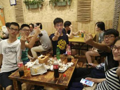 老新镇烧烤加盟,学烧烤技术,开烧烤店多少钱疯狂烤翅加盟